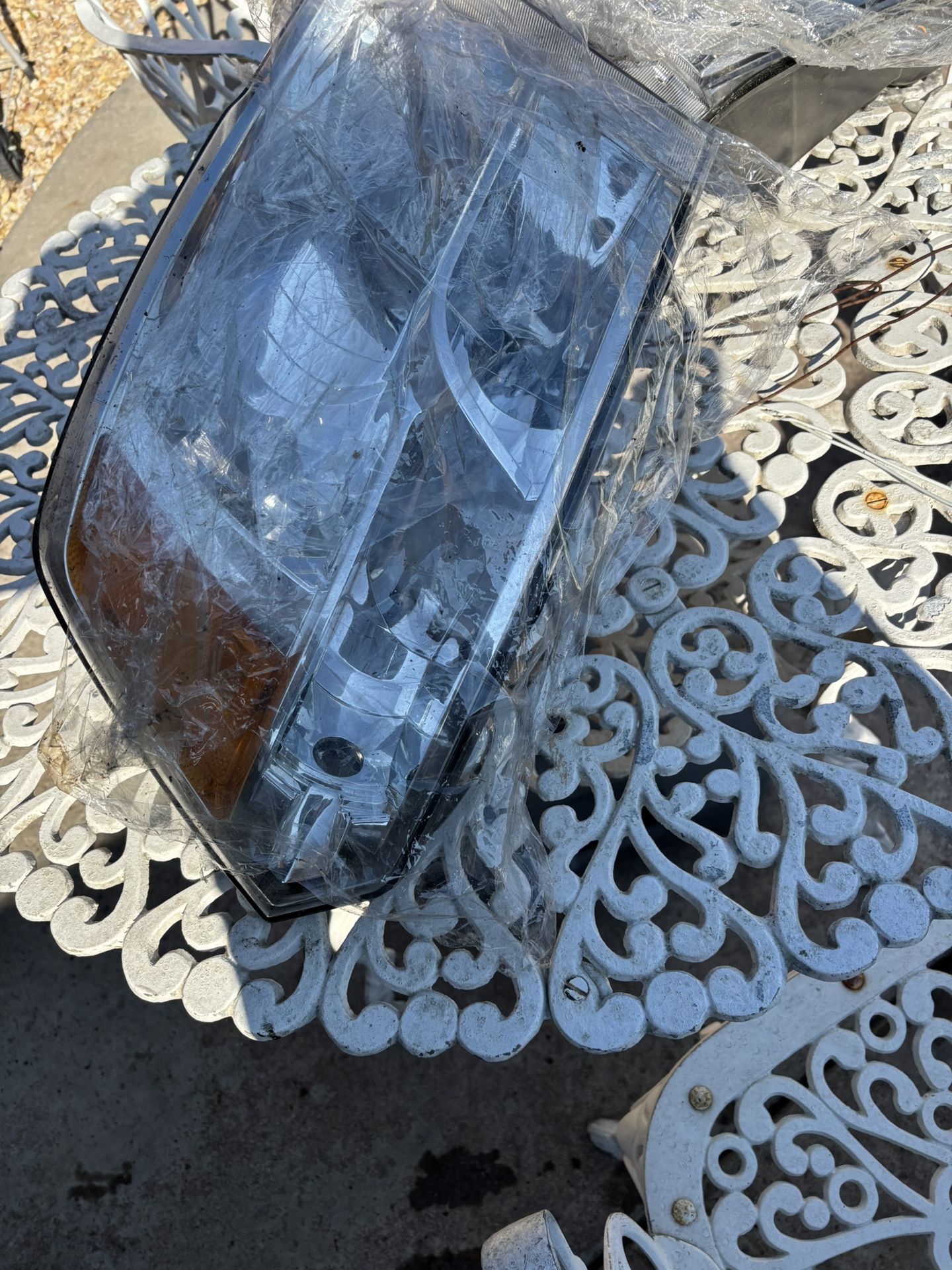 2010 To 2012 Ram Headlights 