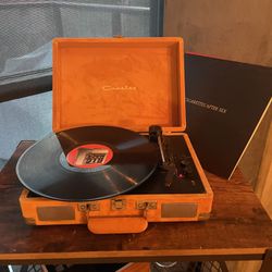 Record Player + Bluetooth Speaker (with 3 Included Records)