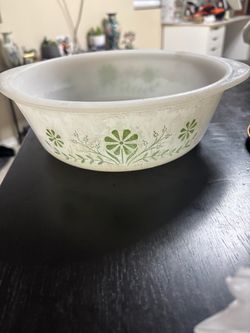 Glasbake casserole dish