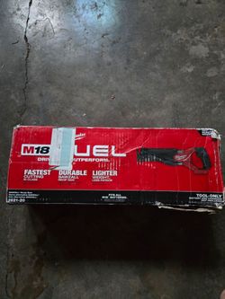 Milwaukee Saw Zall M18