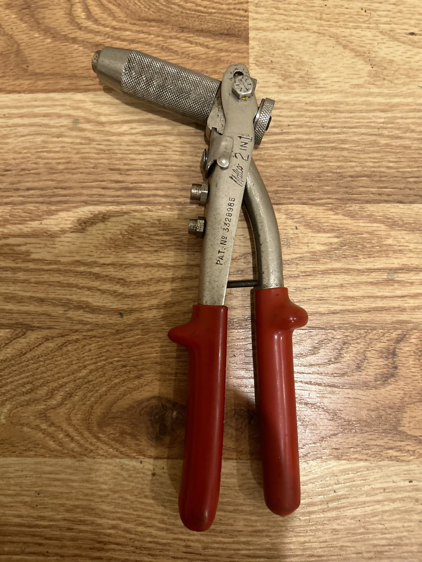 Malco 2in1 Hand Riveter | Adjustable Rivet Gun with 3 Nosepieces | Made in USA