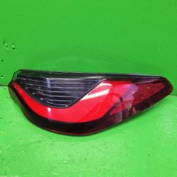 4 SERIES 2021 2022 2023 2024 PASSENGER TAILLIGHT OEM 