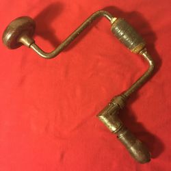 VINTAGE HAND DRILL/AUGER-Works Well