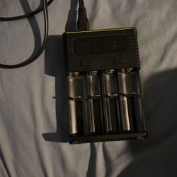NITECORE I4 240V 4 Bay Intellicharge Universal Charger