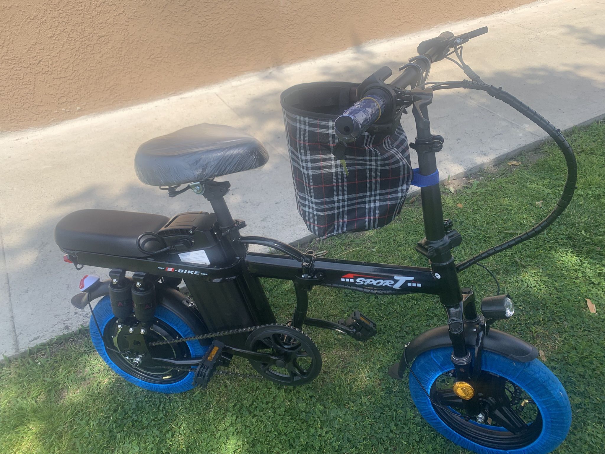 BRAND NEW ELECTRIC BIKE