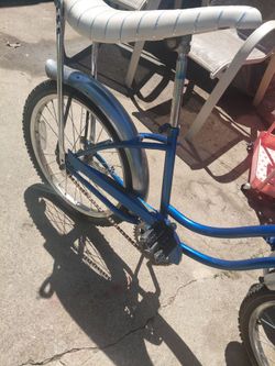 20 in h vintage sting ray bike