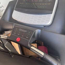 Proform 403i Folding Treadmill-good Condition!