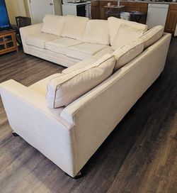 Crème Havertys Sectional Couch