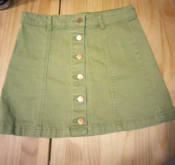Women's Size 26 Forever 21 Olive Green Skirt Worn Once $5 Must Pick Up In Edinburg No Holds 