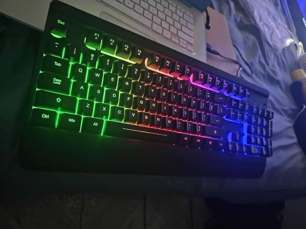 Game Keyboards Brand New In Box 5each