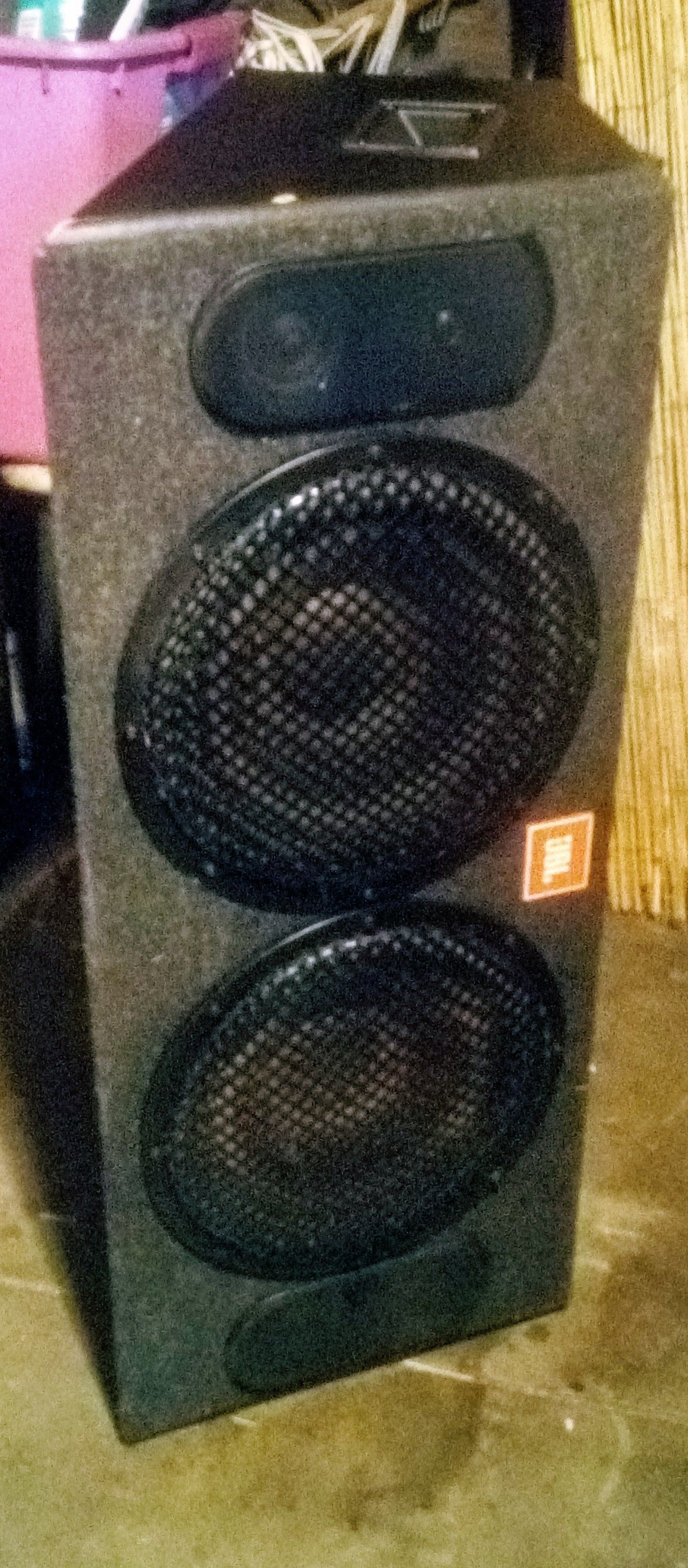 JBL 12" speaker System