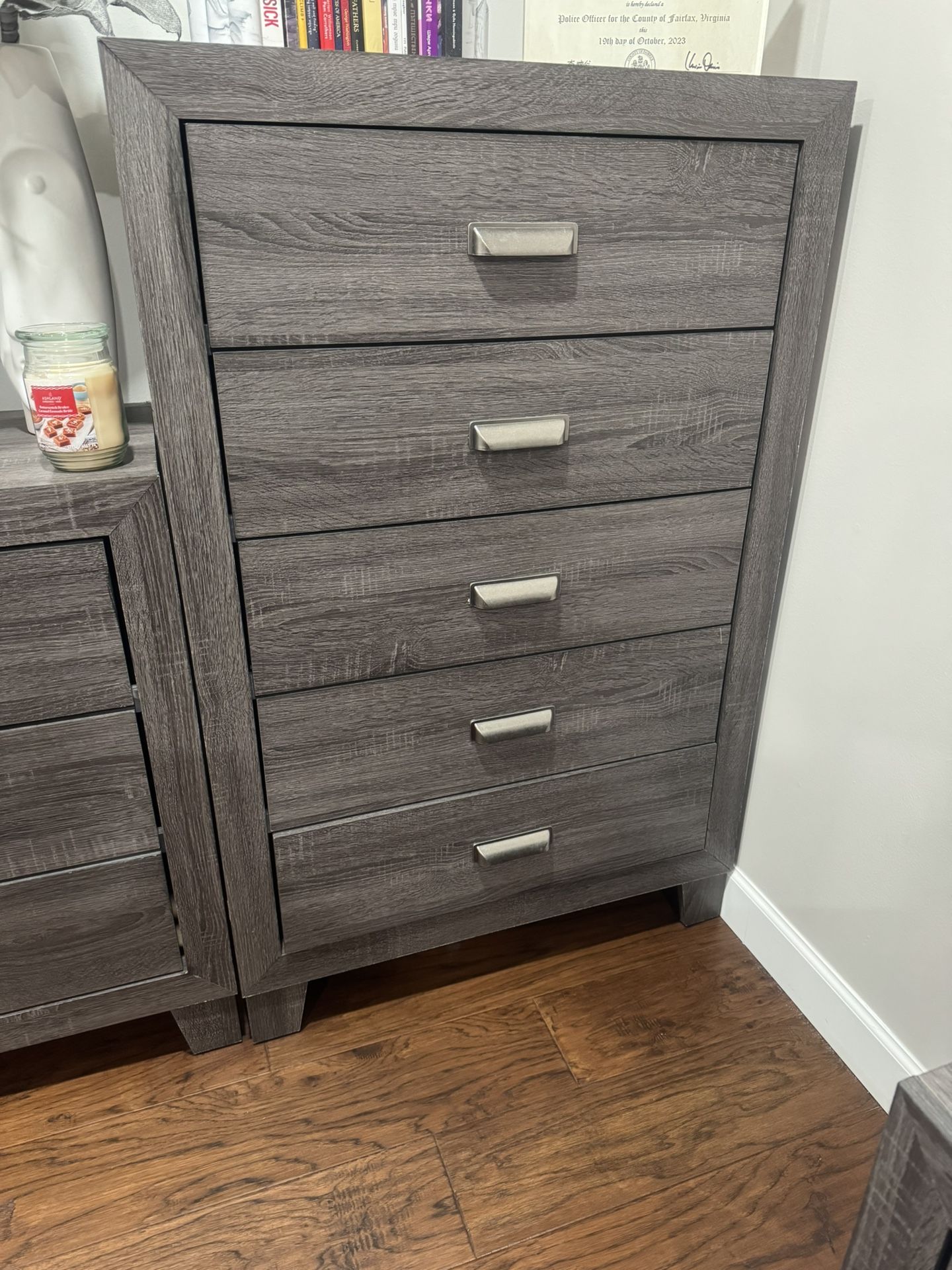 Bundle! Weathered Gray 5-Drawer Dresser + Square Mirror set