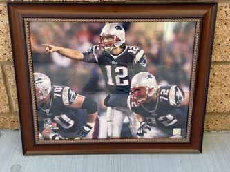 Tom Brady NFL Professionally Framed (https://offerup.com/redirect/?o=QXJ0LmNvbQ==) Certificate 24x20