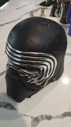Kyle Ren voice changing helmet