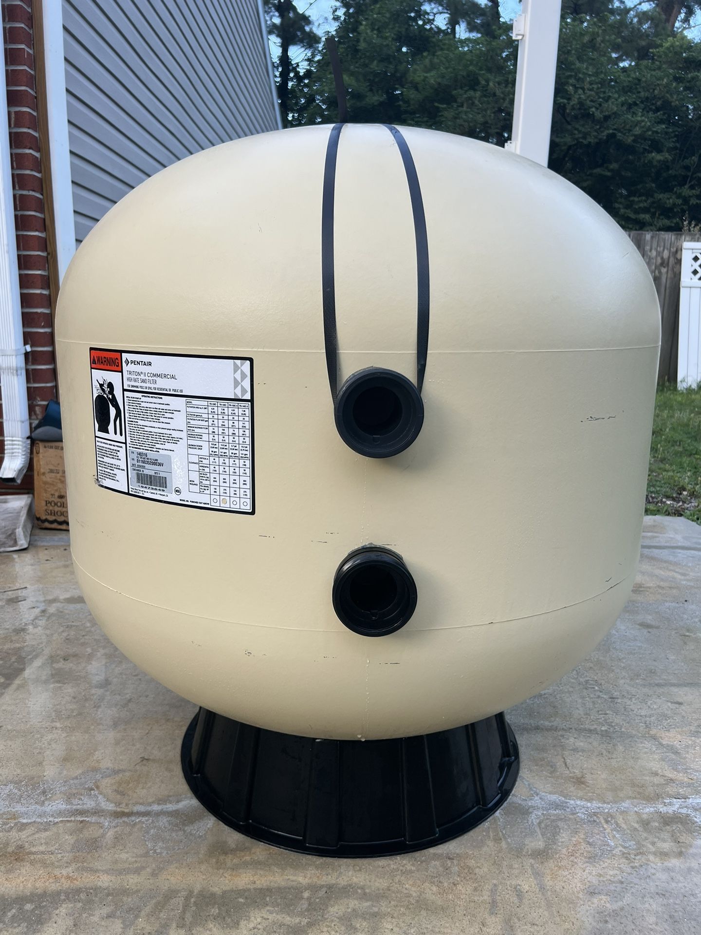 Pentair Triton TR140C Commercial Sand Pool Filter - 140316