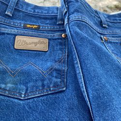 Men’s Jeans  Wrangler And Pair Of Levi’s 