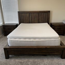 Bedroom Set Five Four Or Five Piece 