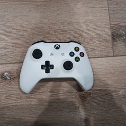 Microsoft Xbox One S controller wireless