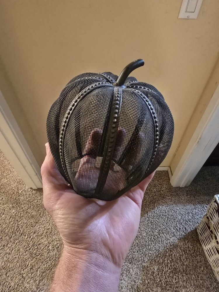 Iron Pumpkin Decoration