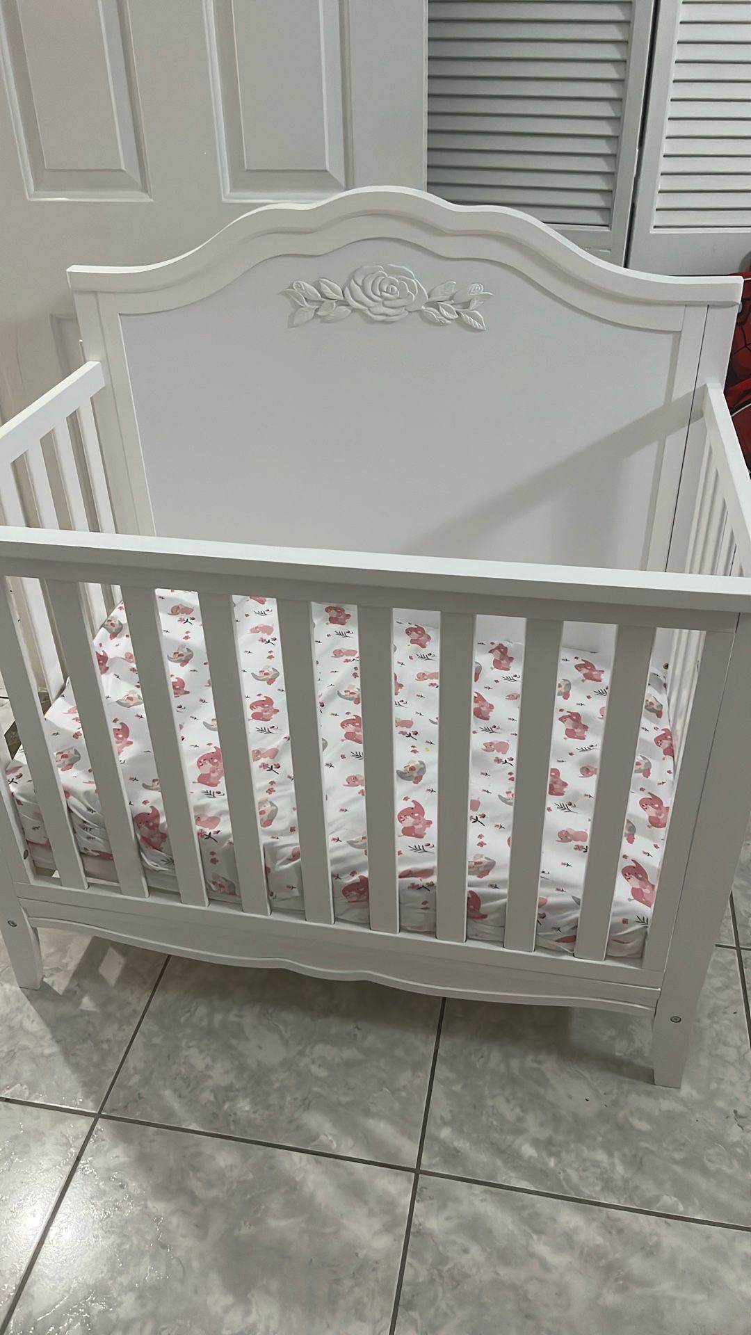 Cuna Pequeña Para Bebe Incluye El Matre
