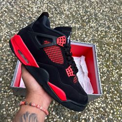 Jordan 4 Red Thunder - Size 9