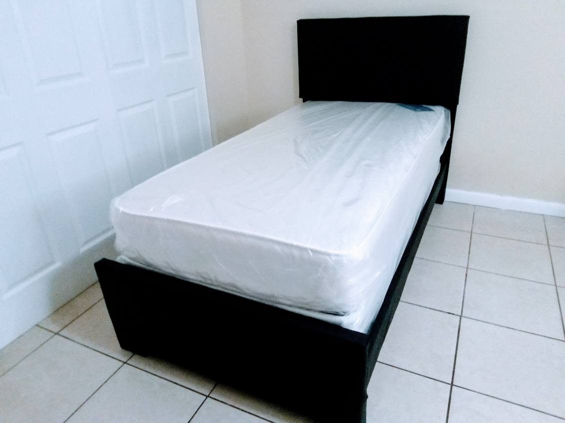 $275 Twin Beds With Mattress And Boxspring Brand New Free Delivery 
