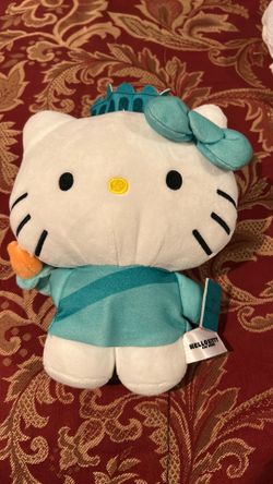 exclusive Hello Kitty Statue of Liberty Souvenir Exclusive