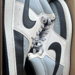 Nike Court Vision. Mid. Size 8.5