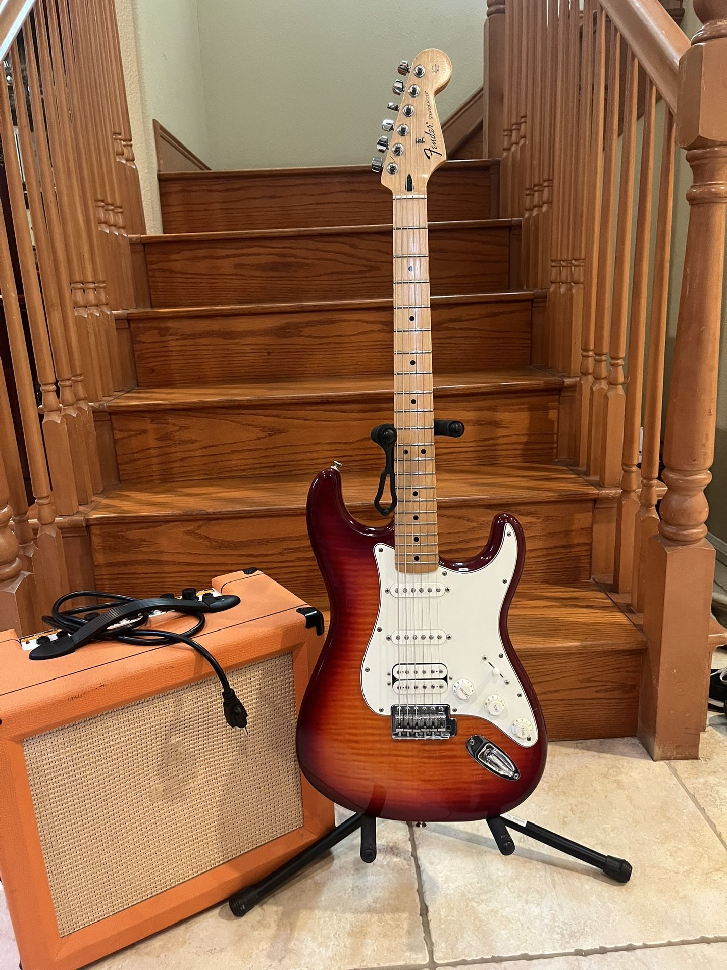Fender MIM Stratocaster Special Edition w/ Orange Crush 35R Guitar Amp