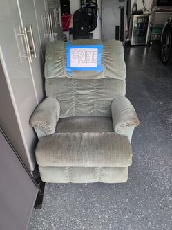 Free reclining chair
