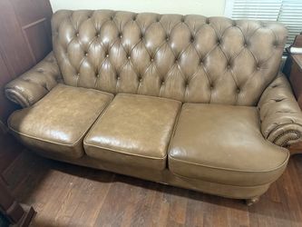 Vintage Tufted Sofa / Couch – Pickup Only - $50 OBO