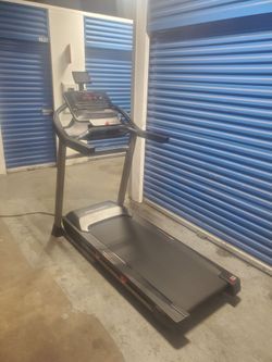 Proform 965 CT foldable treadmill Local Delivery Available
