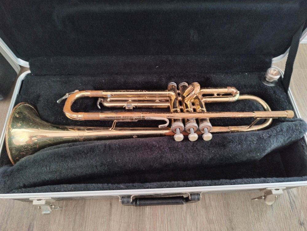 Conn Director Trumpet Bb Trumpet, Fair