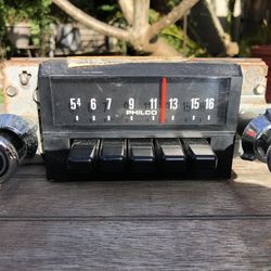 Vintage Philco AM car radio, From the early 1970s for Ford Mustang or Torino