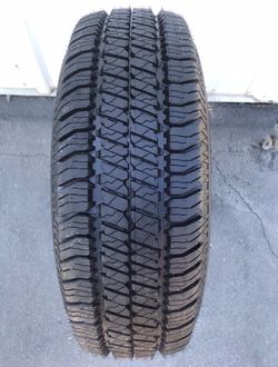 (ONE) TIRE/WHEEL - GOODYEAR P245 70 16
