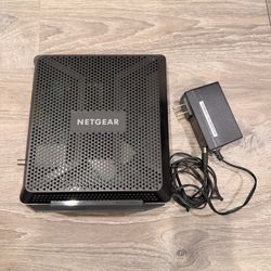 NETGEAR Nighthawk C7000 AC1900 Wireless Wifi Cable Modem Router