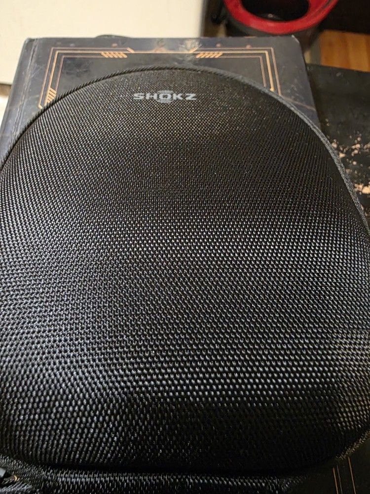SHOKZ HEADPHONES 