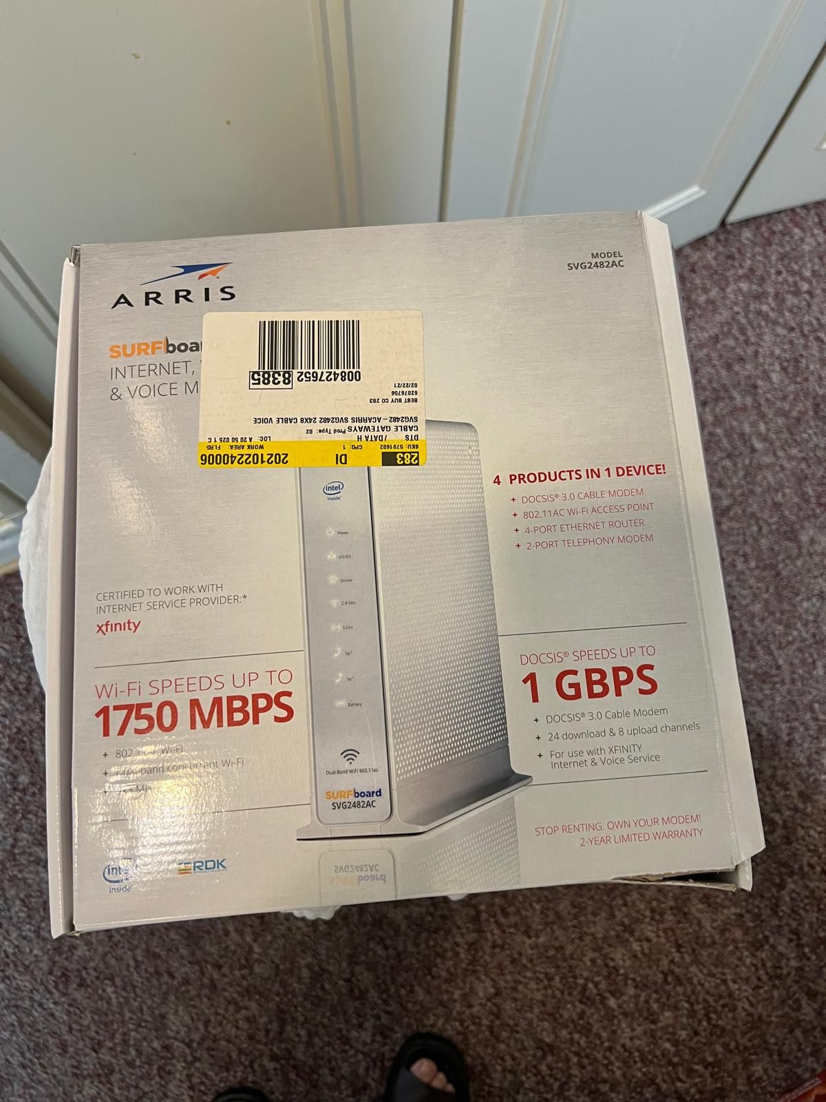 ARRIS - SURFboard 24 x 8 DOCSIS 3.0 Voice Cable Modem with AC1750 Dual-Band Wi-Fi Router