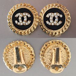 Interlocking "C" clip-on earrings