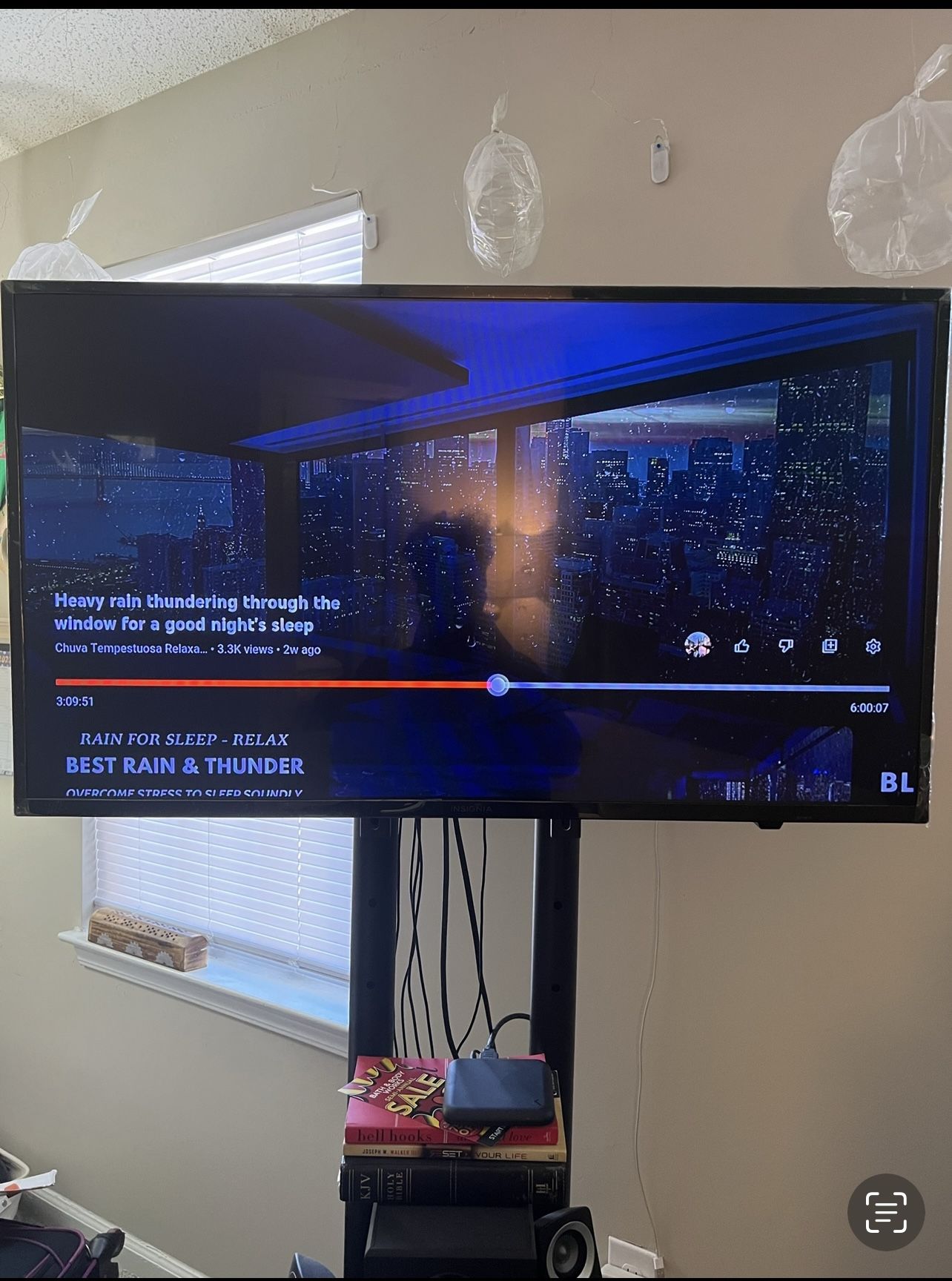 ROLLING TV STAND $30