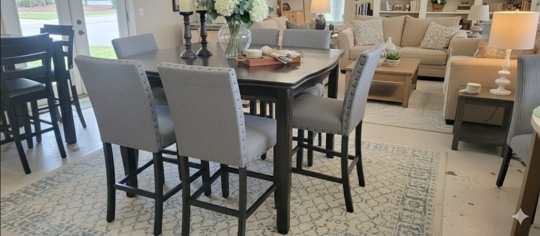 Pub Table With 6 Chairs New