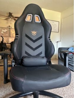 Gaming chair