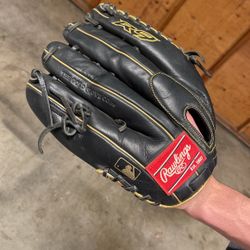 Rawlings Baseball glove