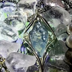Crystal ore necklace