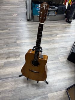 Teton STS110CENT Acoustic/Electric Guitar Dreadnought Top, Sitka Spruce/Mahogany Neck, Dovetail Fret