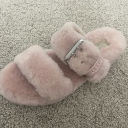 Pink UGGs 