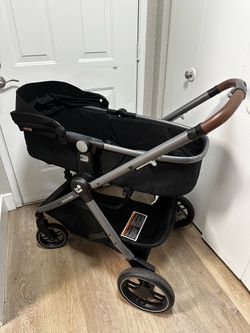 Maxi cosi stroller w/ bassinet