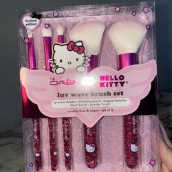 NEW Hello Kitty The Crème Shop Luv Wave 5 Cosmetic Makeup Brush Set Pink Sparkle.   These are brand new in the package. Perfect condition. Never opene