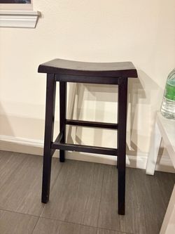 3 wood barstools