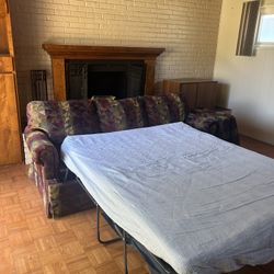 Pullout Couch 
